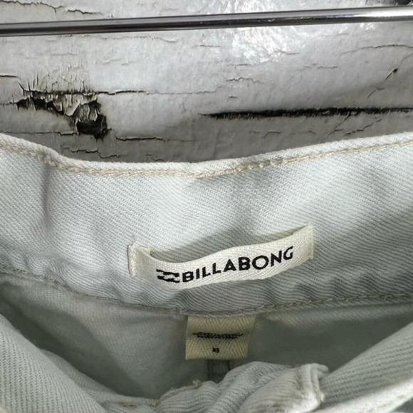 Billabong denim jean shorts size xs  with belt - Picture 4 of 8